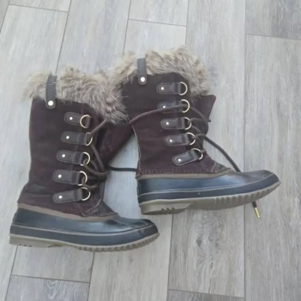 SOREL Joan Of Arc waterproof winter boots faux fur suede upper women's 7 brown w